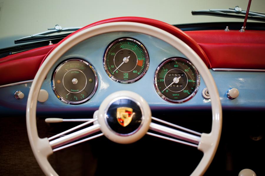  Porsche 356A 1600S Speedster 1957 года  (фото 6 из 14)